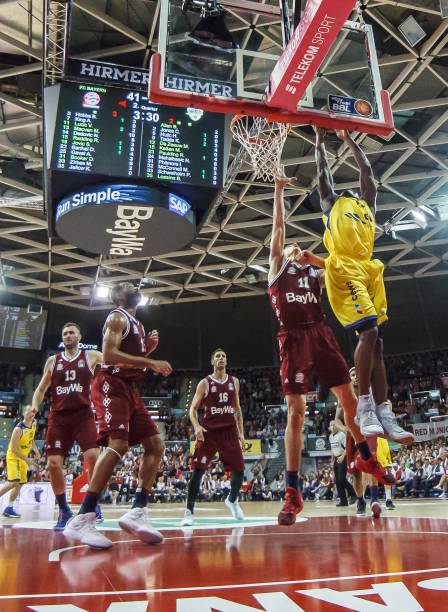 开诋毁裁判 开诋毁裁判