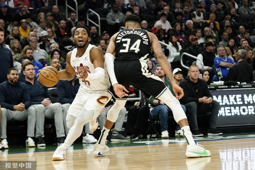 斯强烈不满 斯强烈不满